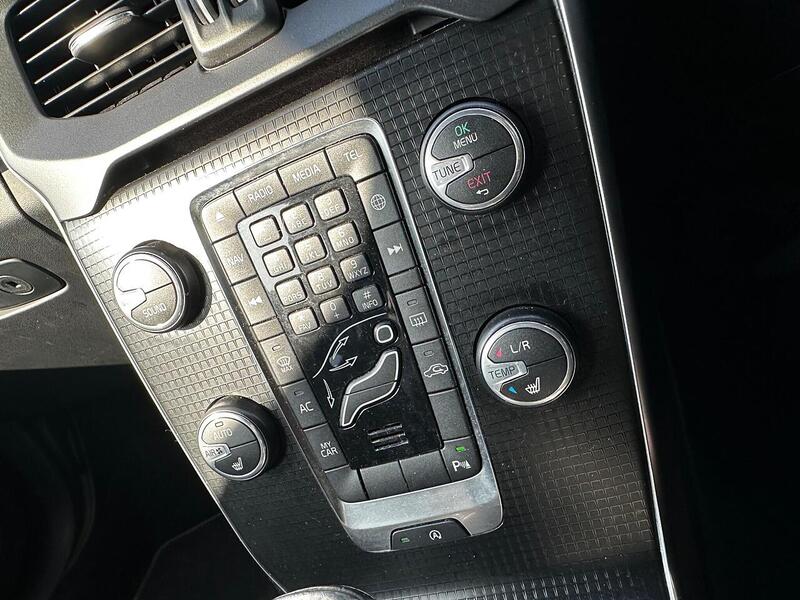 Used Volvo V40 2018 for sale - 77781076: Photo 23