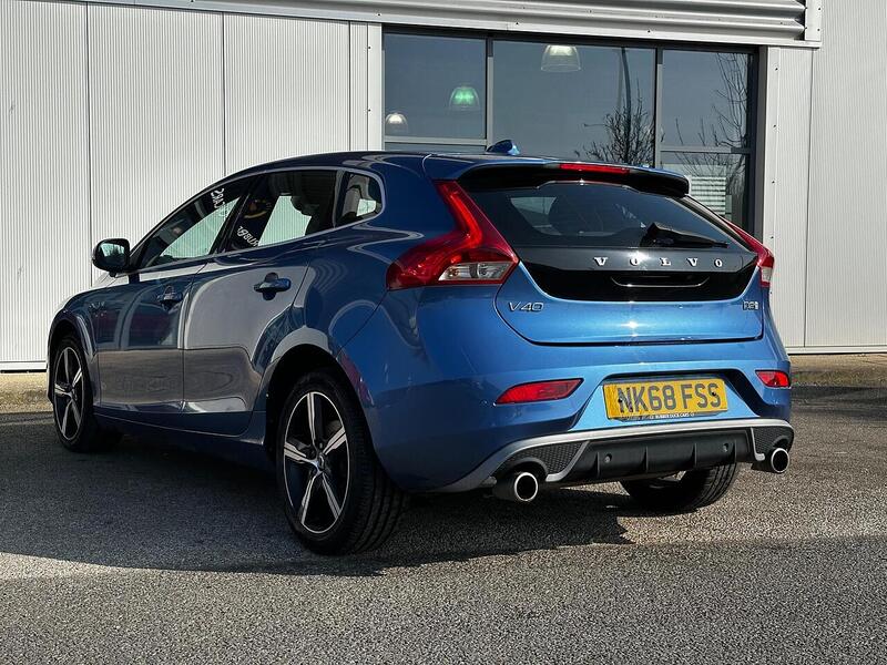 Used Volvo V40 2018 for sale - 77781076: Photo 7