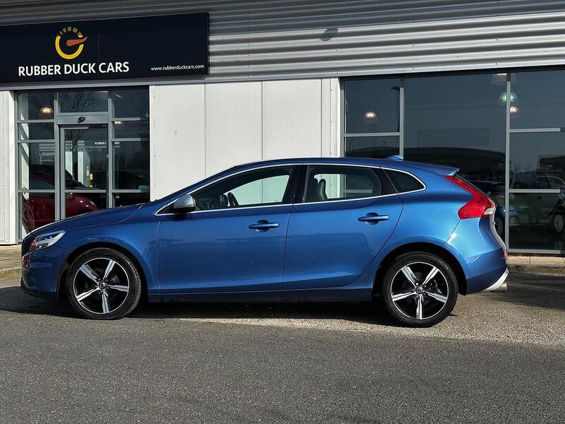 Used Volvo V40 2018 for sale - 77781076: Photo 8