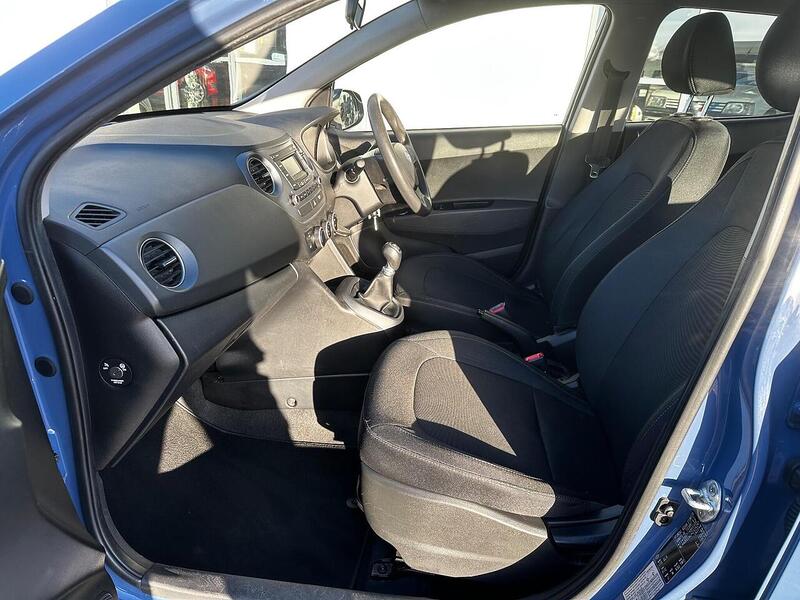 Used Hyundai i10 2017 for sale - 77162051: Photo 12