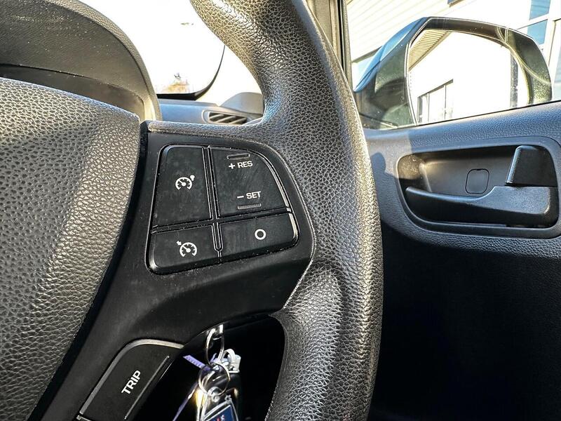 Used Hyundai i10 2017 for sale - 77162051: Photo 18