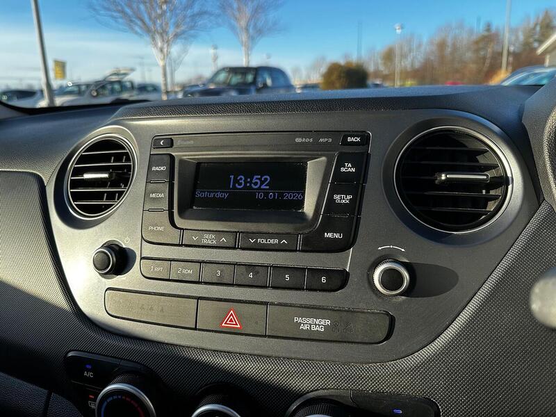 Used Hyundai i10 2017 for sale - 77162051: Photo 22