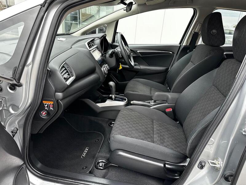 Used Honda Jazz 2016 for sale - 77609586: Photo 12