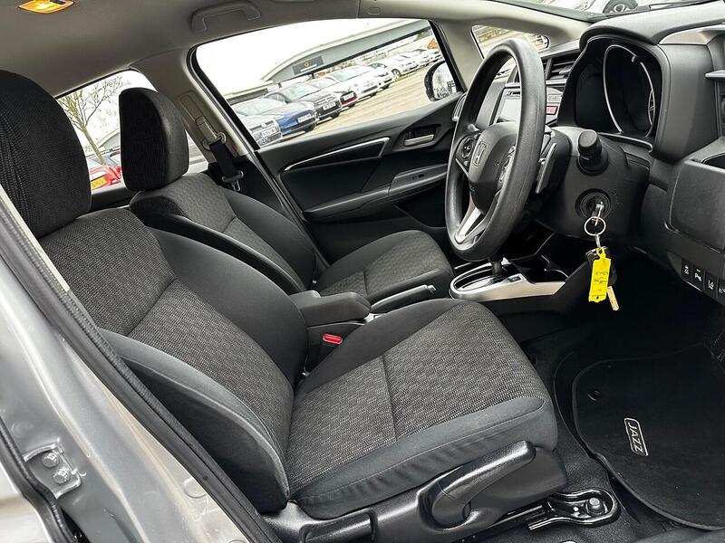 Used Honda Jazz 2016 for sale - 77609586: Photo 15