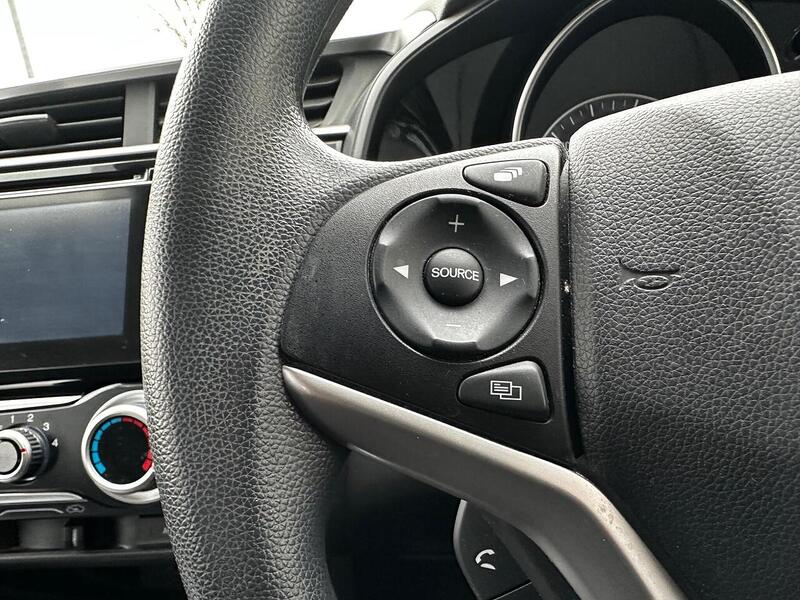 Used Honda Jazz 2016 for sale - 77609586: Photo 19