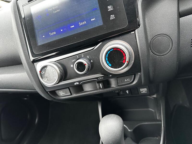 Used Honda Jazz 2016 for sale - 77609586: Photo 23