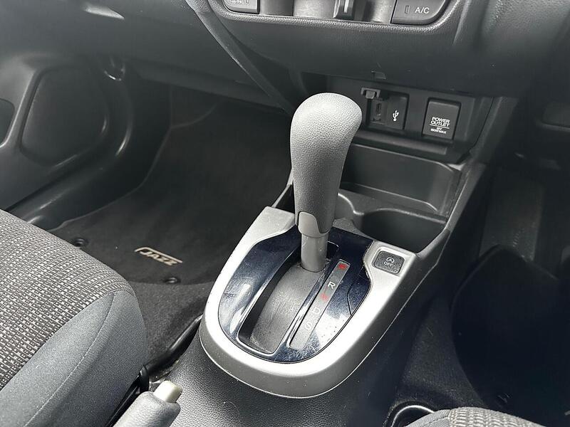 Used Honda Jazz 2016 for sale - 77609586: Photo 24