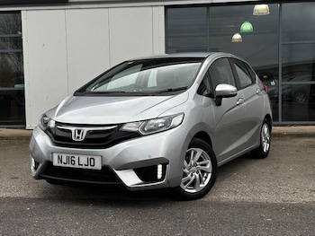 Used Honda Jazz 2016 for sale - 77609586: Photo