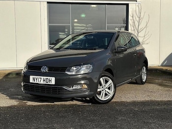 Used Volkswagen Polo 2017 for sale - 77562918: Photo