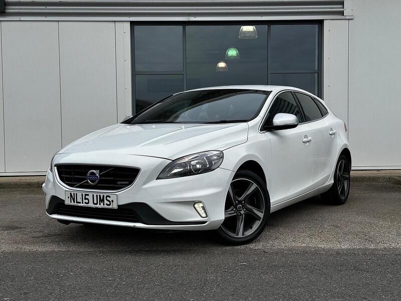 Used Volvo V40 2015 for sale - 77984892: Photo 3