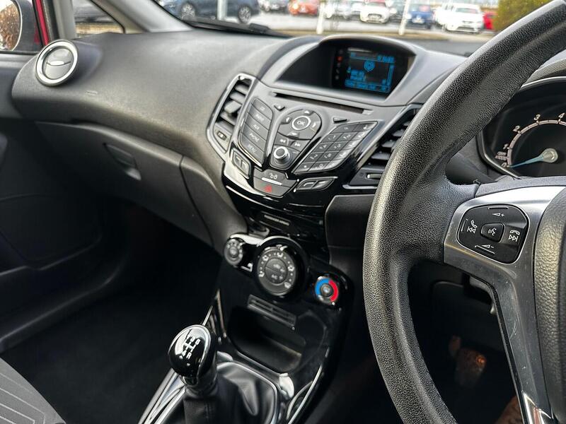 Used Ford Fiesta 2015 for sale - 77132530: Photo 23