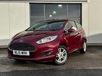 Used Ford Fiesta 2015 for sale - 77132530: Photo