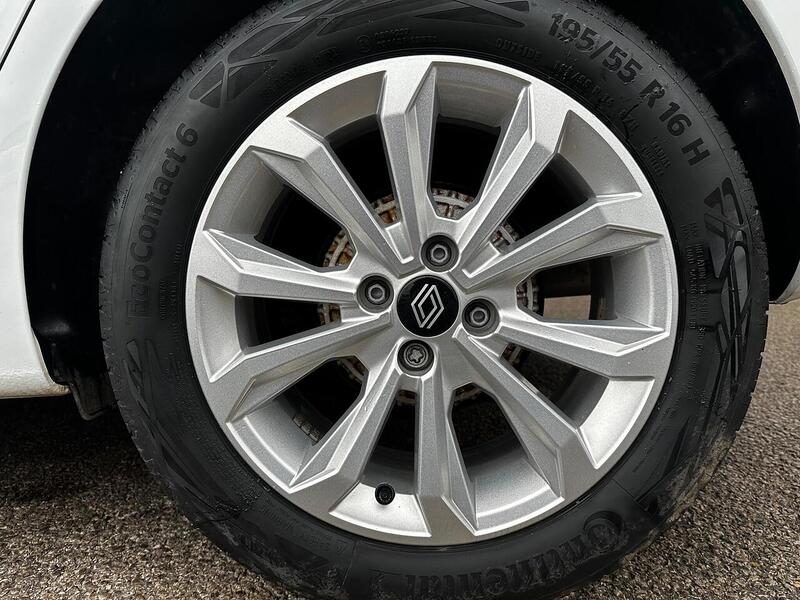 Used Renault Clio 2024 for sale - 77781086: Photo 11