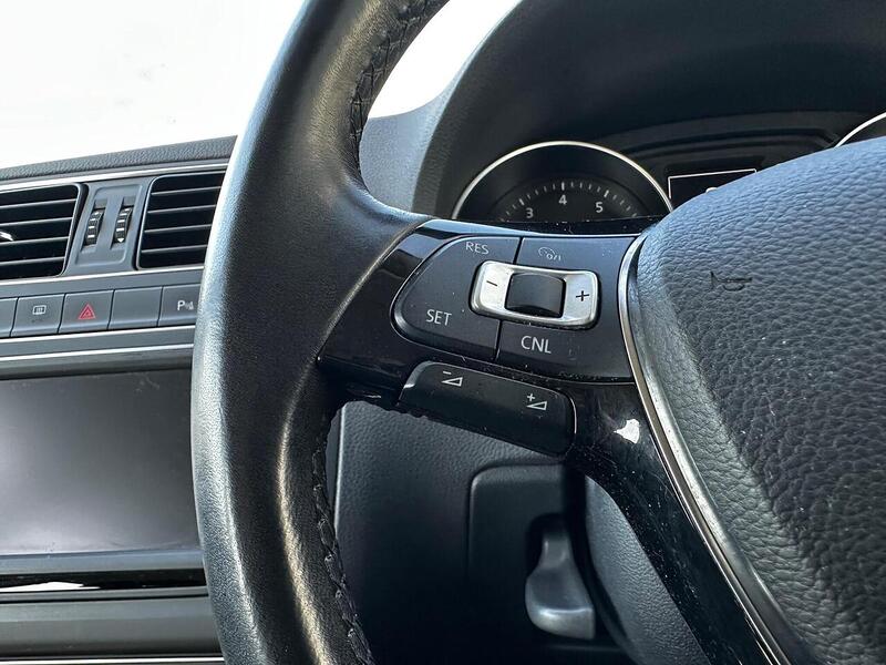 Used Volkswagen Polo 2015 for sale - 78168022: Photo 19