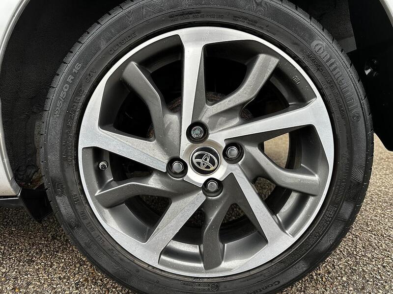 Used Toyota Yaris 2019 for sale - 77132526: Photo 10