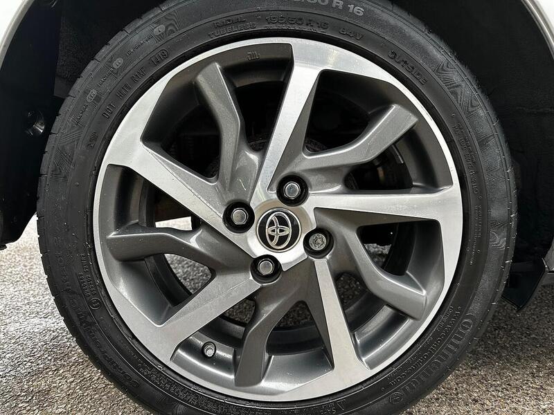 Used Toyota Yaris 2019 for sale - 77132526: Photo 11