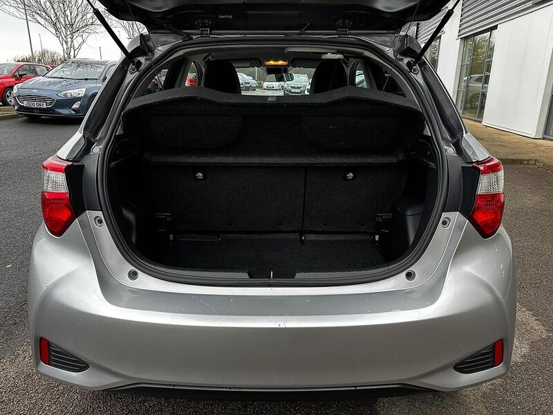 Used Toyota Yaris 2019 for sale - 77132526: Photo 13