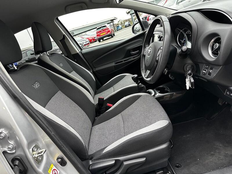 Used Toyota Yaris 2019 for sale - 77132526: Photo 19