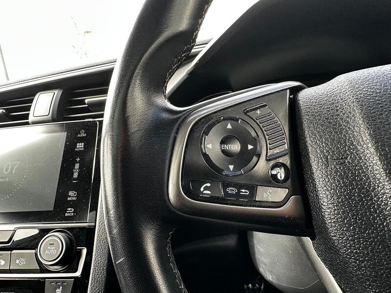 Used Honda Civic 2018 for sale - 78031204: Photo 17