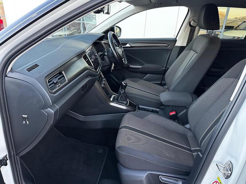 Used Volkswagen T-Roc 2019 for sale - 77132467: Photo 12