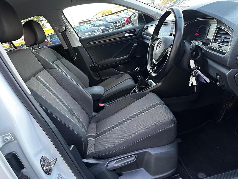 Used Volkswagen T-Roc 2019 for sale - 77132467: Photo 15