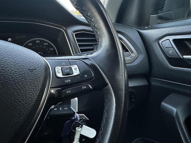 Used Volkswagen T-Roc 2019 for sale - 77132467: Photo 18