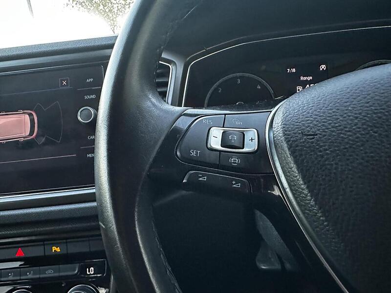 Used Volkswagen T-Roc 2019 for sale - 77132467: Photo 19