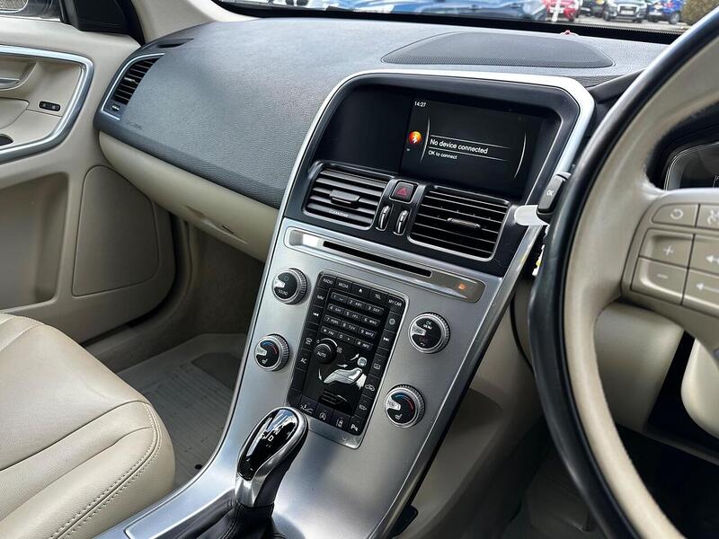 Used Volvo XC60 2017 for sale - 78031211: Photo 25