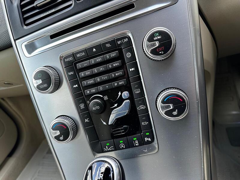 Used Volvo XC60 2017 for sale - 78031211: Photo 29