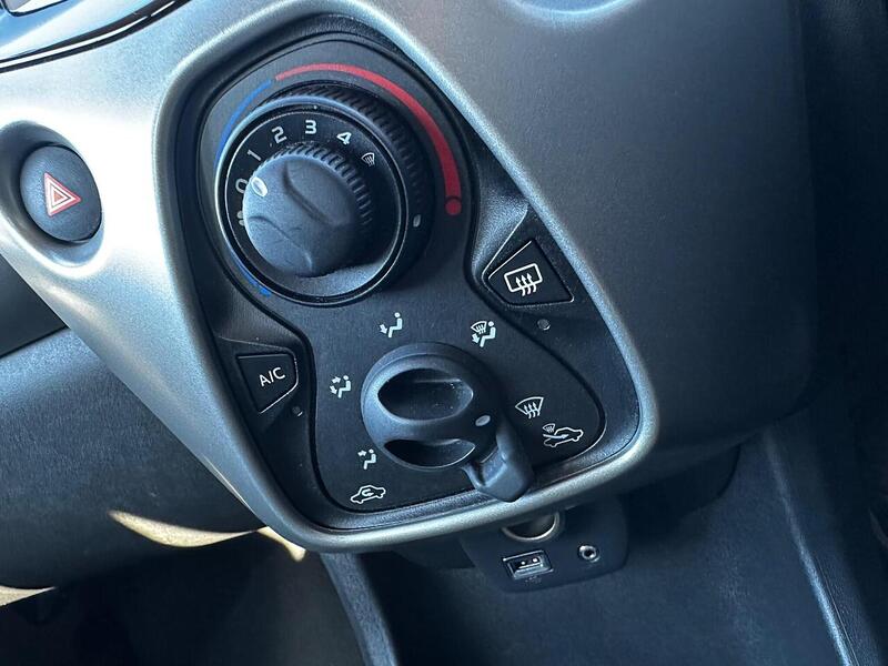 Used Peugeot 108 for sale - 77790223: Photo 23