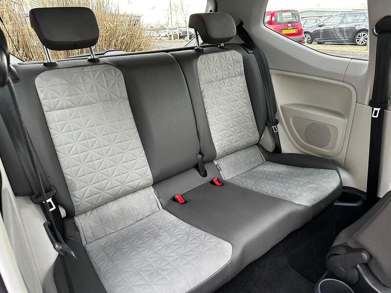 Used Volkswagen up! 2016 for sale - 77681390: Photo 13