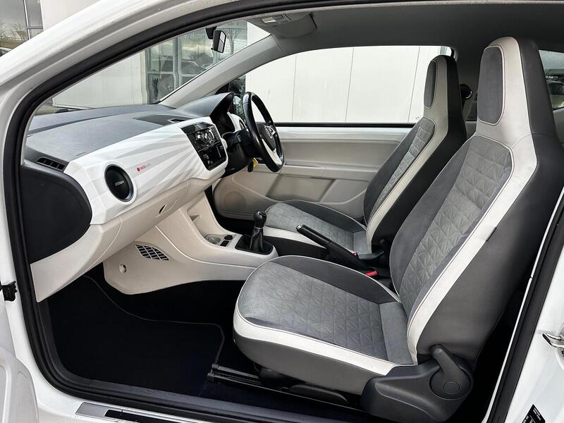 Used Volkswagen up! 2016 for sale - 77681390: Photo 30