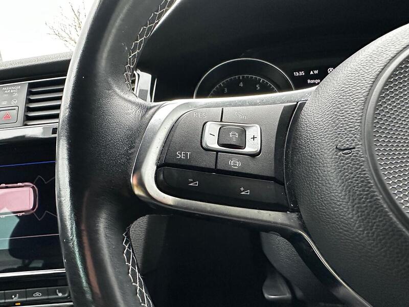 Used Volkswagen Golf 2020 for sale - 77384854: Photo 19