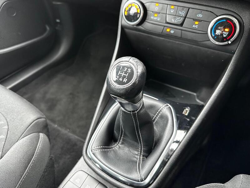 Used Ford Fiesta 2019 for sale - 77906052: Photo 24