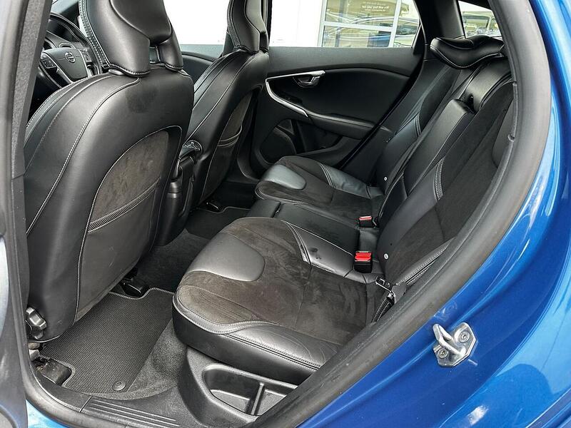 Used Volvo V40 2018 for sale - 77132515: Photo 13