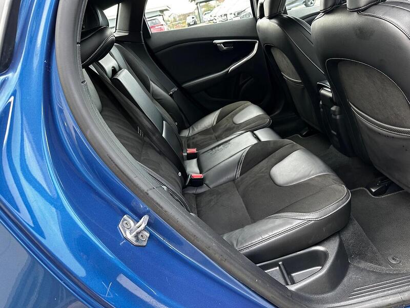 Used Volvo V40 2018 for sale - 77132515: Photo 14