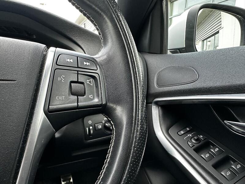 Used Volvo V40 2018 for sale - 77132515: Photo 18