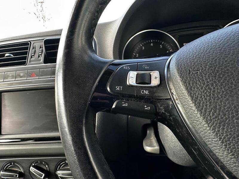 Used Volkswagen Polo 2015 for sale - 78069605: Photo 23