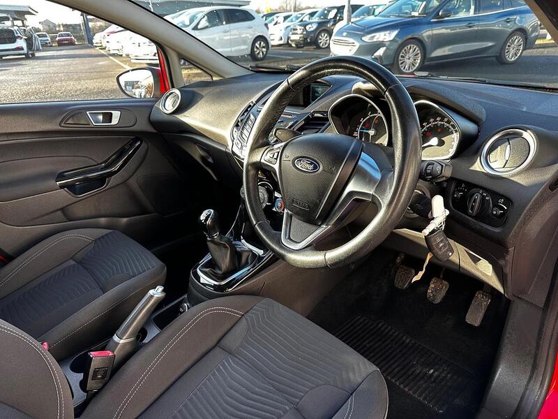 Used Ford Fiesta 2015 for sale - 77250921: Photo 10