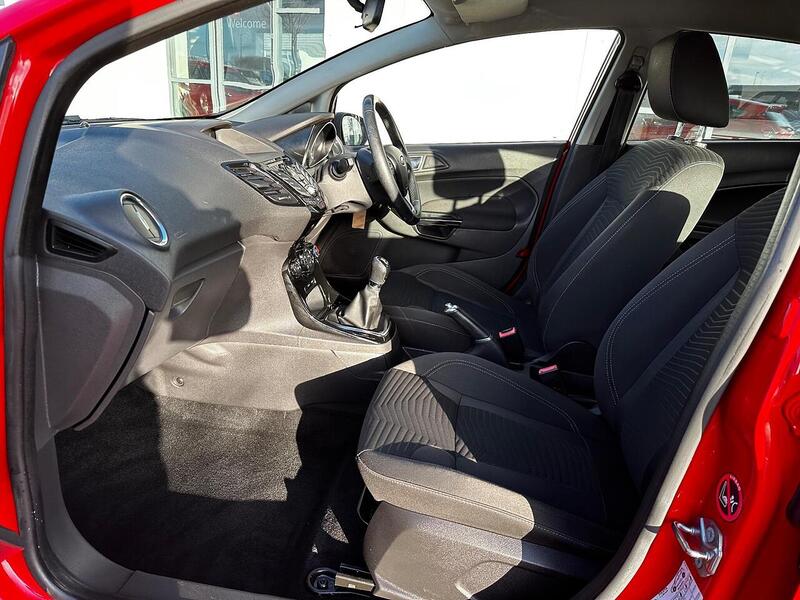 Used Ford Fiesta 2015 for sale - 77250921: Photo 26