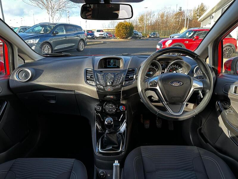Used Ford Fiesta 2015 for sale - 77250921: Photo 9