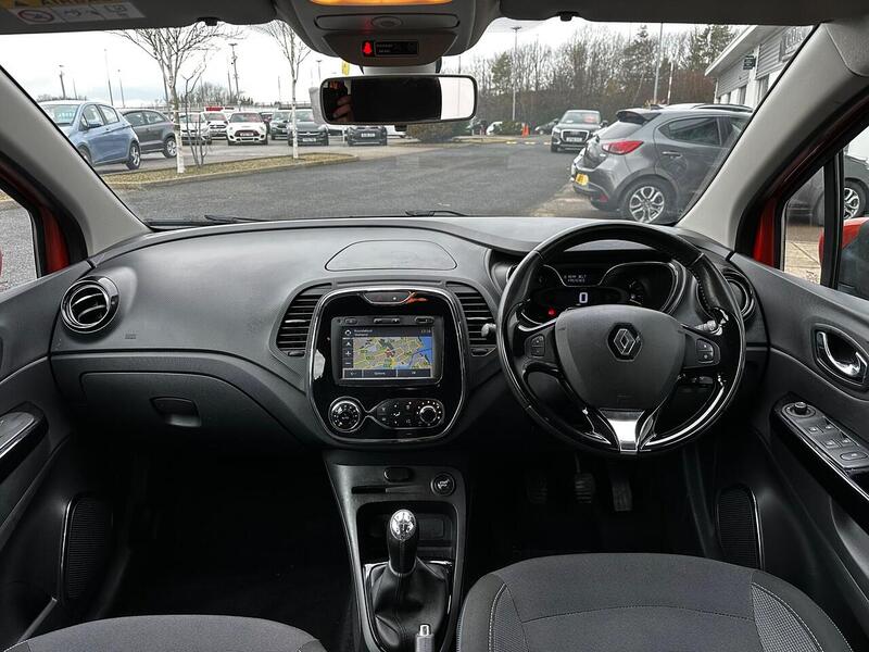Used Renault Captur for sale - 77490666: Photo 10
