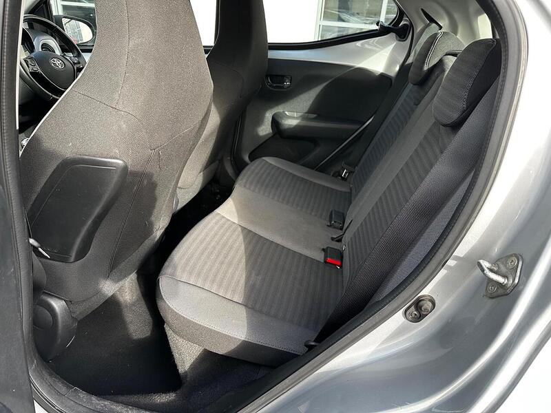 Used Toyota AYGO 2018 for sale - 77594941: Photo 13