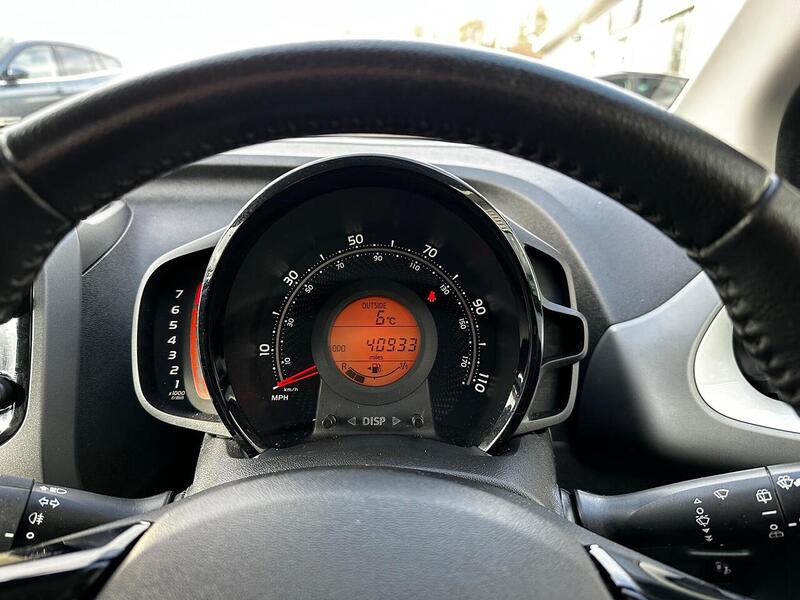 Used Toyota AYGO 2018 for sale - 77594941: Photo 17