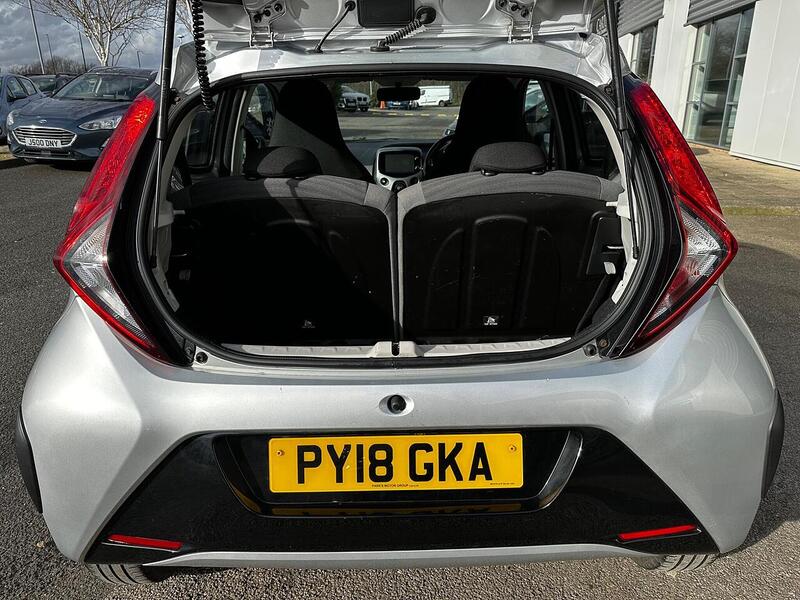 Used Toyota AYGO 2018 for sale - 77594941: Photo 9