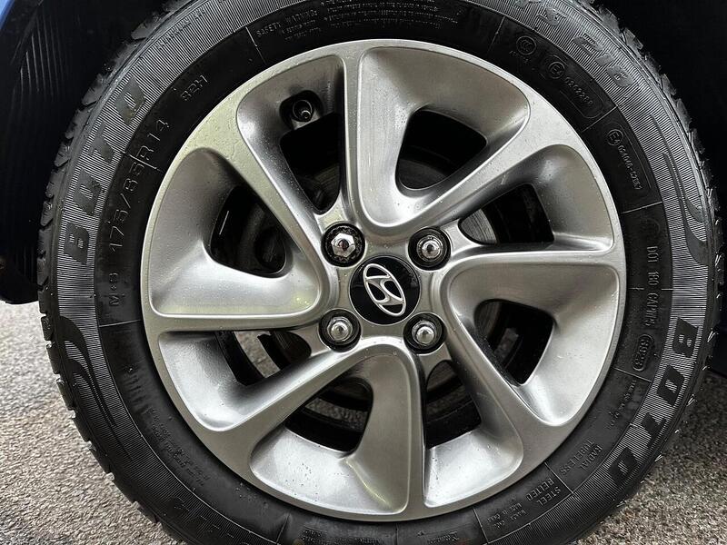 Used Hyundai i10 2019 for sale - 77328809: Photo 11