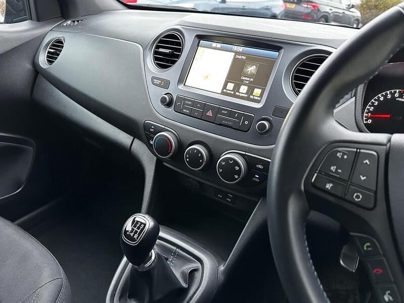 Used Hyundai i10 2019 for sale - 77328809: Photo 24