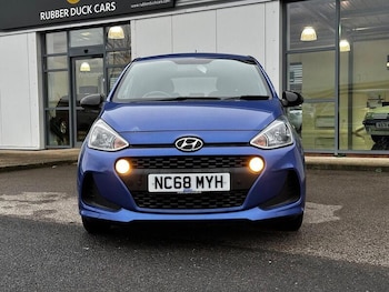 Used Hyundai i10 2019 for sale - 77328809: Photo