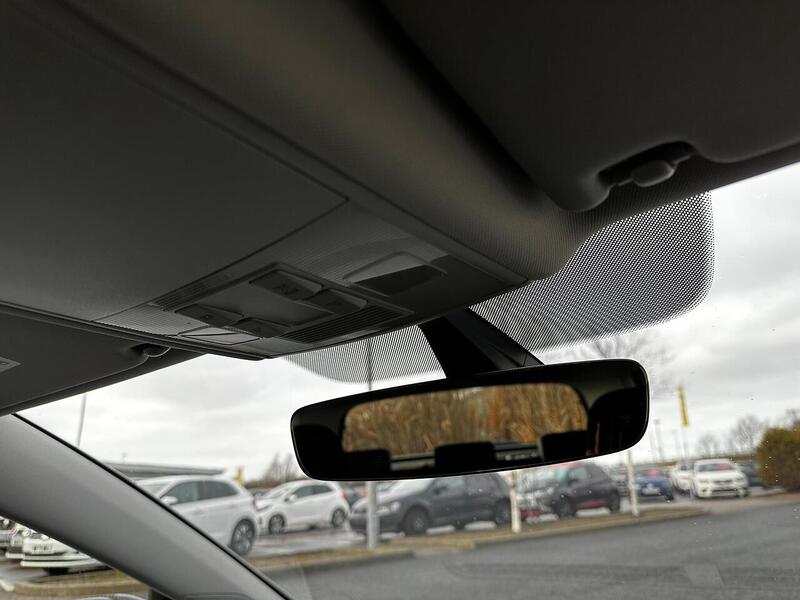 Used Volkswagen Golf 2017 for sale - 77132544: Photo 23