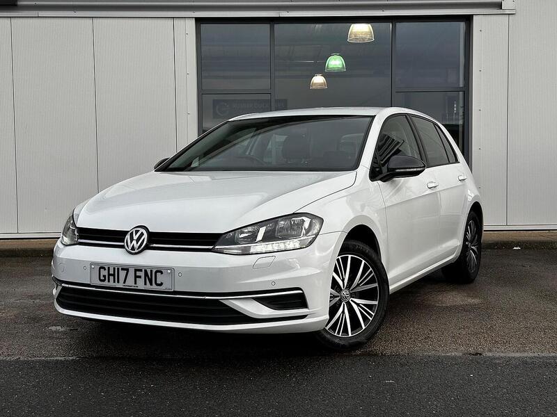 Used Volkswagen Golf 2017 for sale - 77132544: Photo 3